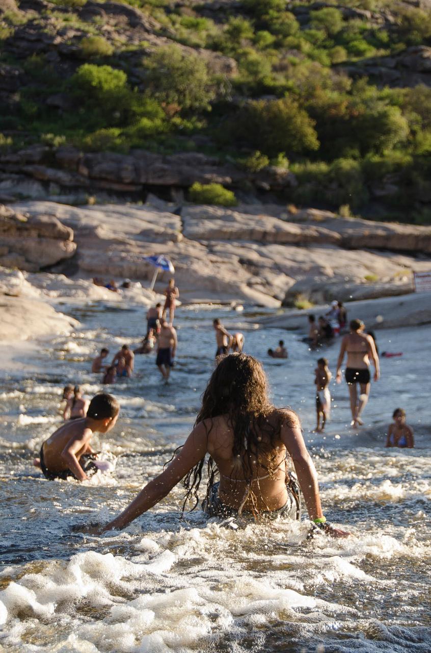 Cuenta regresiva para que el Río Mina Clavero se conviertaen una de las siete maravillas naturales de Argentina