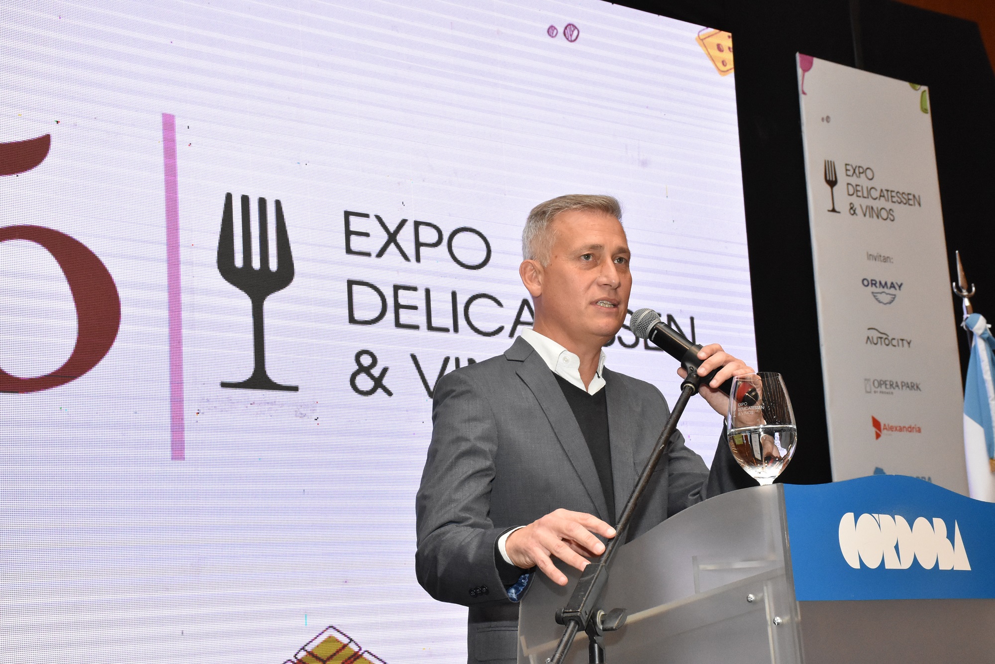 Hasta el 28 de mayo se vive Expo Delicatessen y Vinos en el Centro de Convenciones Córdoba