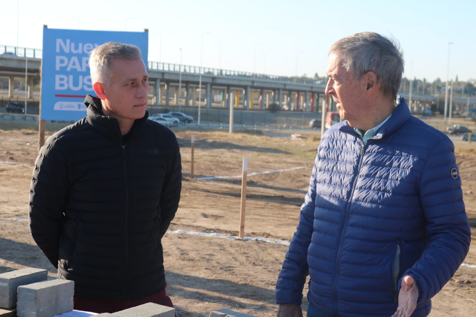 El gobernador Schiaretti recorrió junto a Avilés la obra del nuevo Parque Bustos