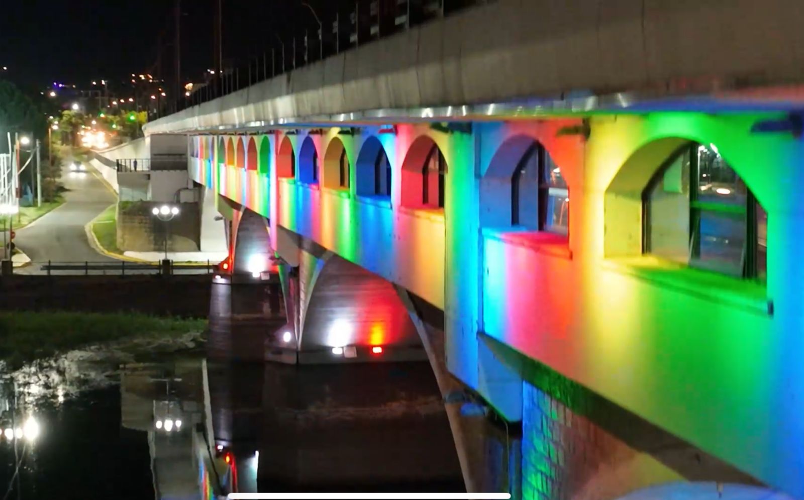Nueva Iluminación en el puente Uruguay de Villa Carlos Paz